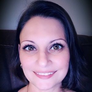 Meet your Posher, Teresa